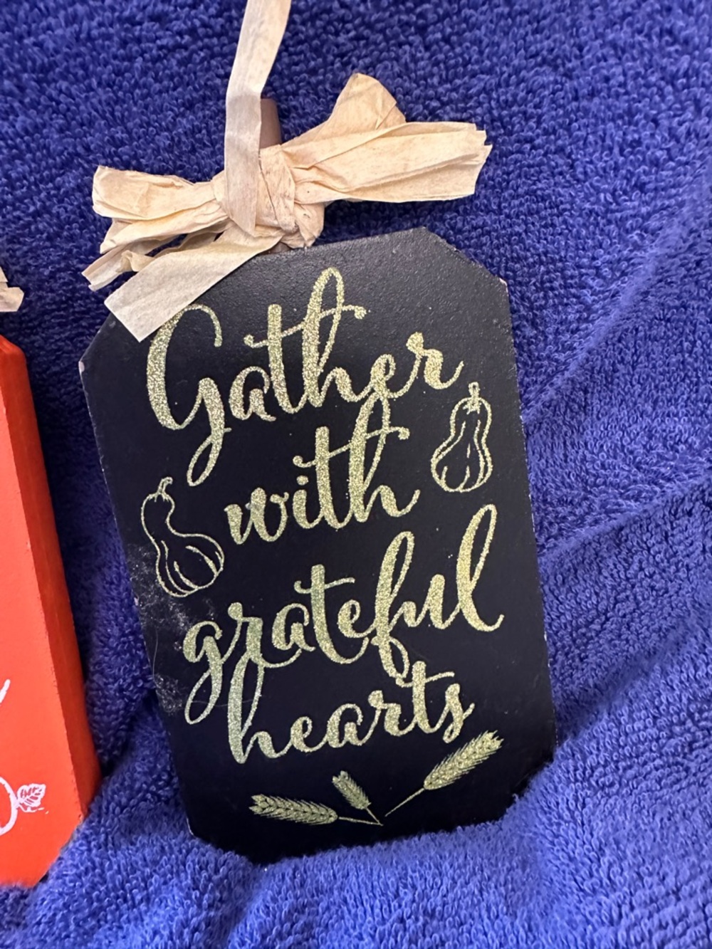 Thankful Grateful Blessed & Gather With Grateful Hearts Tags - Wooden.  Like New - Picture 4 of 4